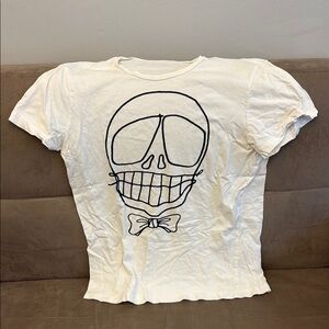 White Skull Graphic T-Shirt